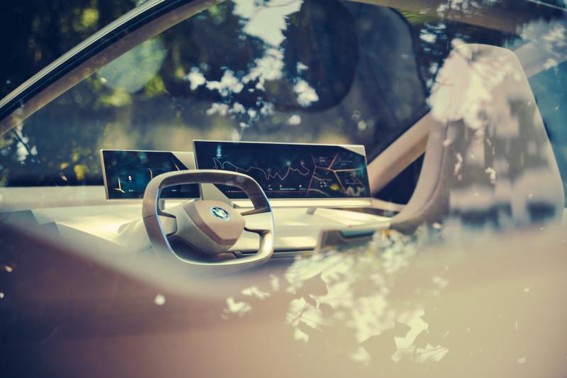 BMW Vision iNEXT | les photos officielles du véhicule électrique et autonome